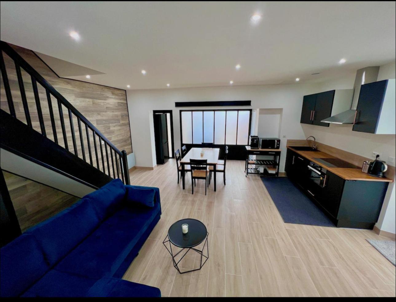 La Maison Du Faubourg Jacuzzi Витры-Ле-Франфоис Экстерьер фото